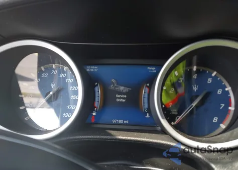 2018 Maserati Ghibli z USA, uszkodzony, nr VIN ZAM57XSA5J1293157